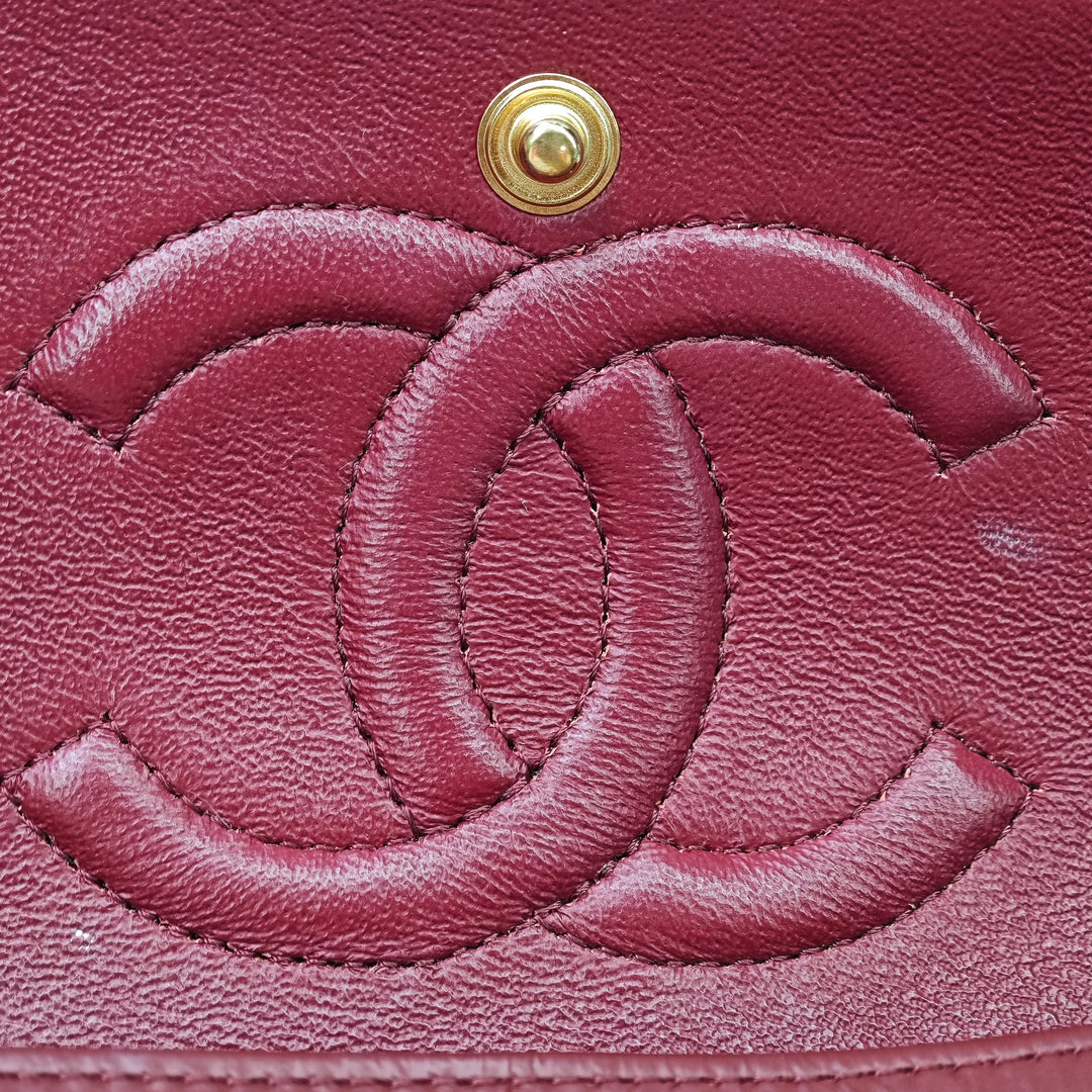 Chanel Medium Classic Chevron Cuir de veau Pleated Double rabat