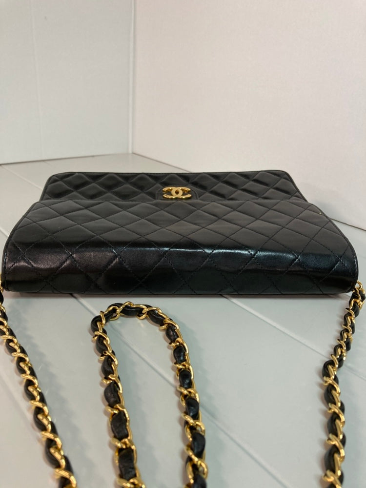 Chanel Medium CC Matelassé Cuir d’agneau Simple rabat
