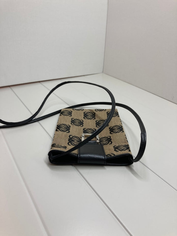 LOEWE Anagram Toile Phone Pochette Sac porté croisé