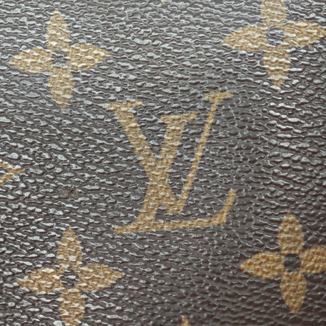 Louis Vuitton Monogram Pochette Plate MM