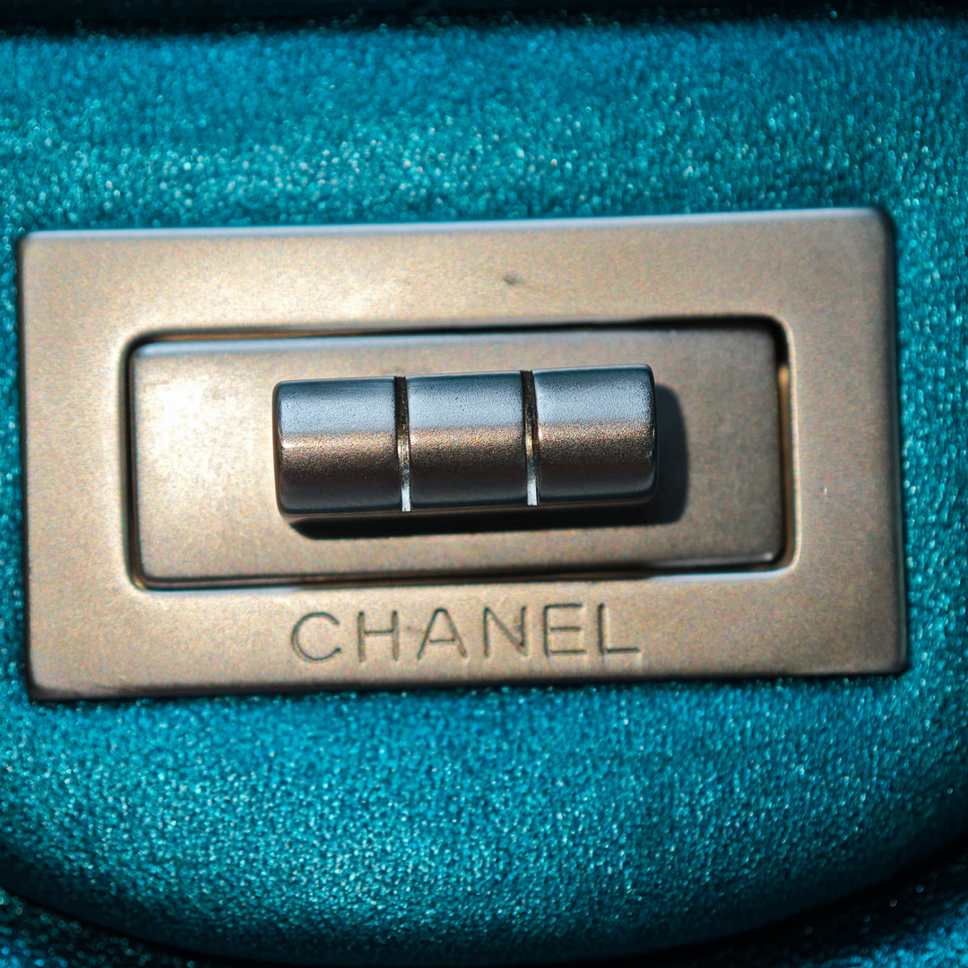Chanel Matelassé Metallic Cuir de veau Reissue 2.55 à rabat 227