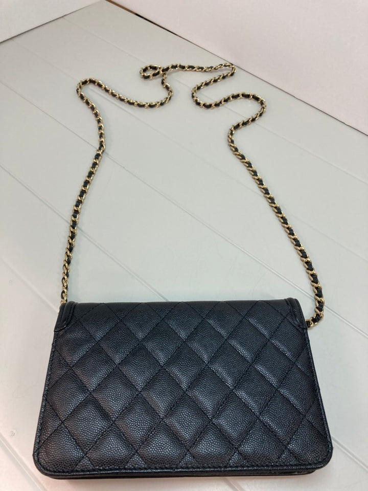 Chanel Caviar CC Filigree Wallet on Chain