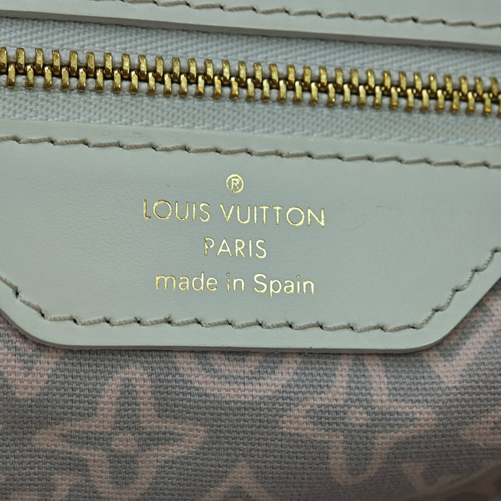 Louis Vuitton Monogram Toiletry Pochette 26