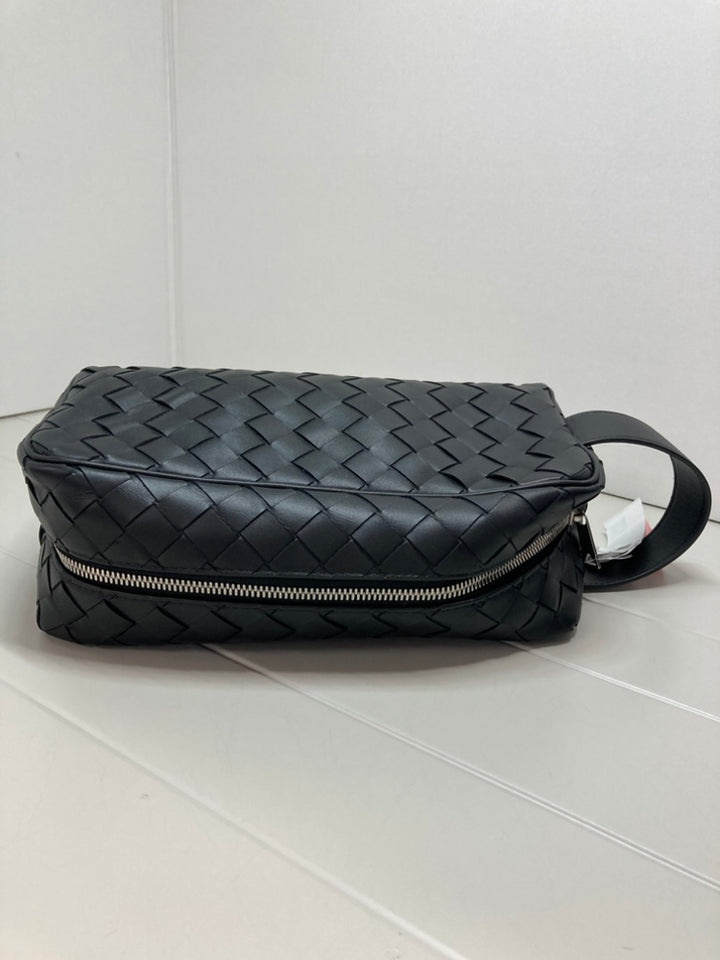 Bottega Veneta Nappa Intrecciato Travel Pochette
