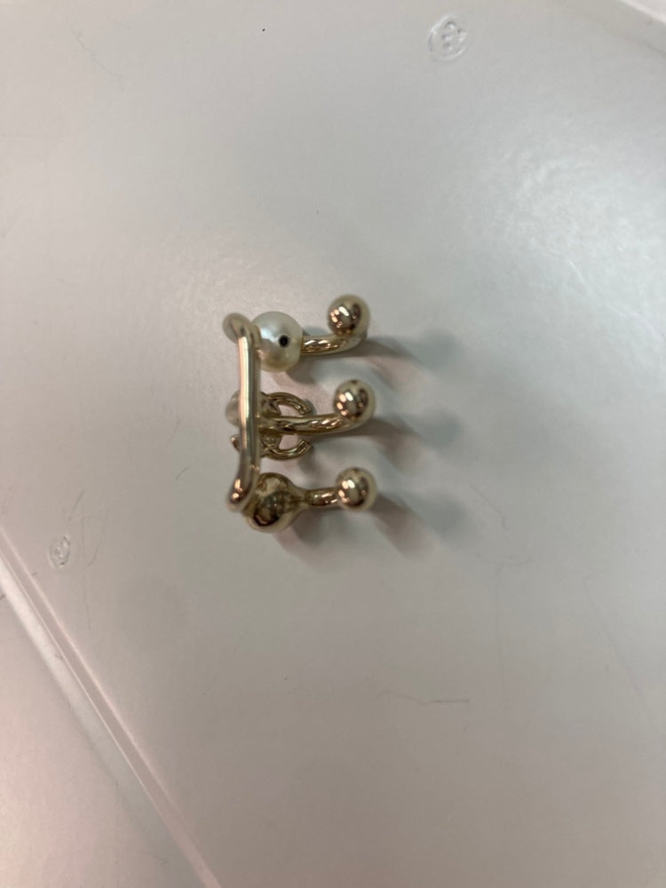 Chanel CC plaqué Strass et Perles fantaisie Ear Cuff Boucle d’oreille
