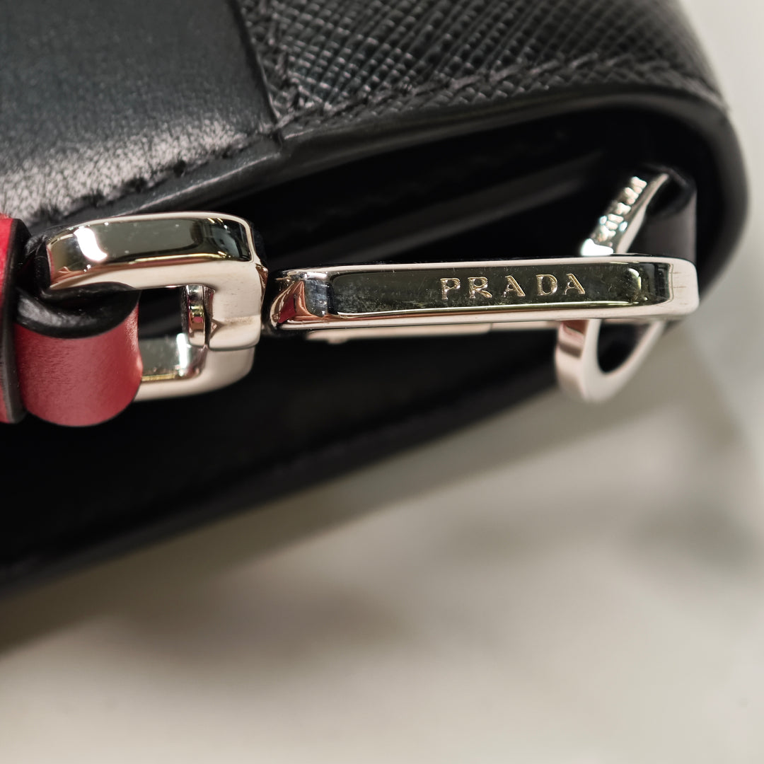 Prada City Cuir de veau et Saffiano clouté Elektra Sac porté croisé