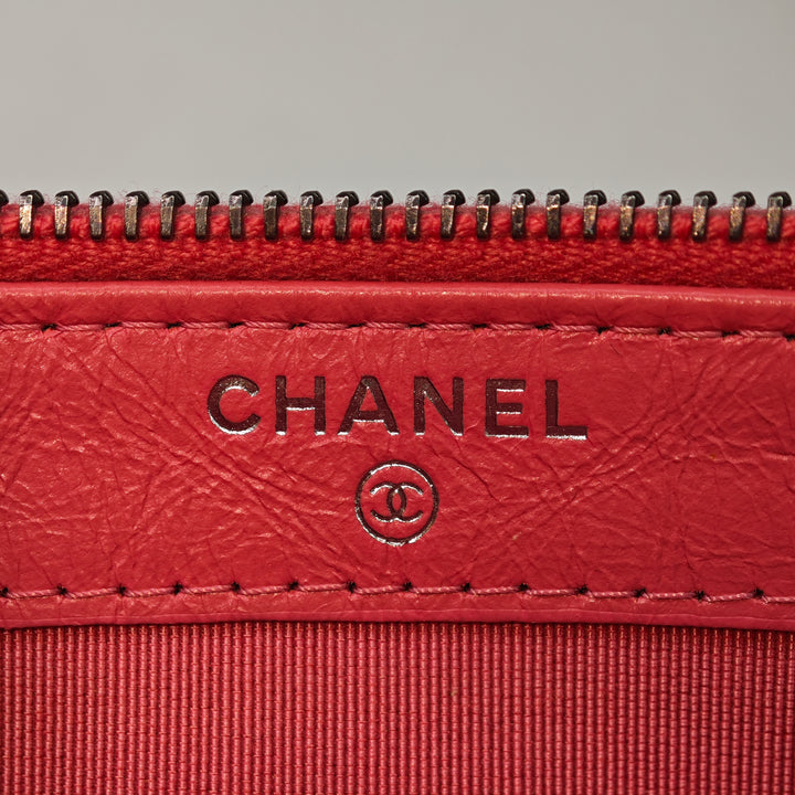 Chanel Matelassé vieilli Cuir de veau Gabrielle Double Zip Pochette avec chaîne