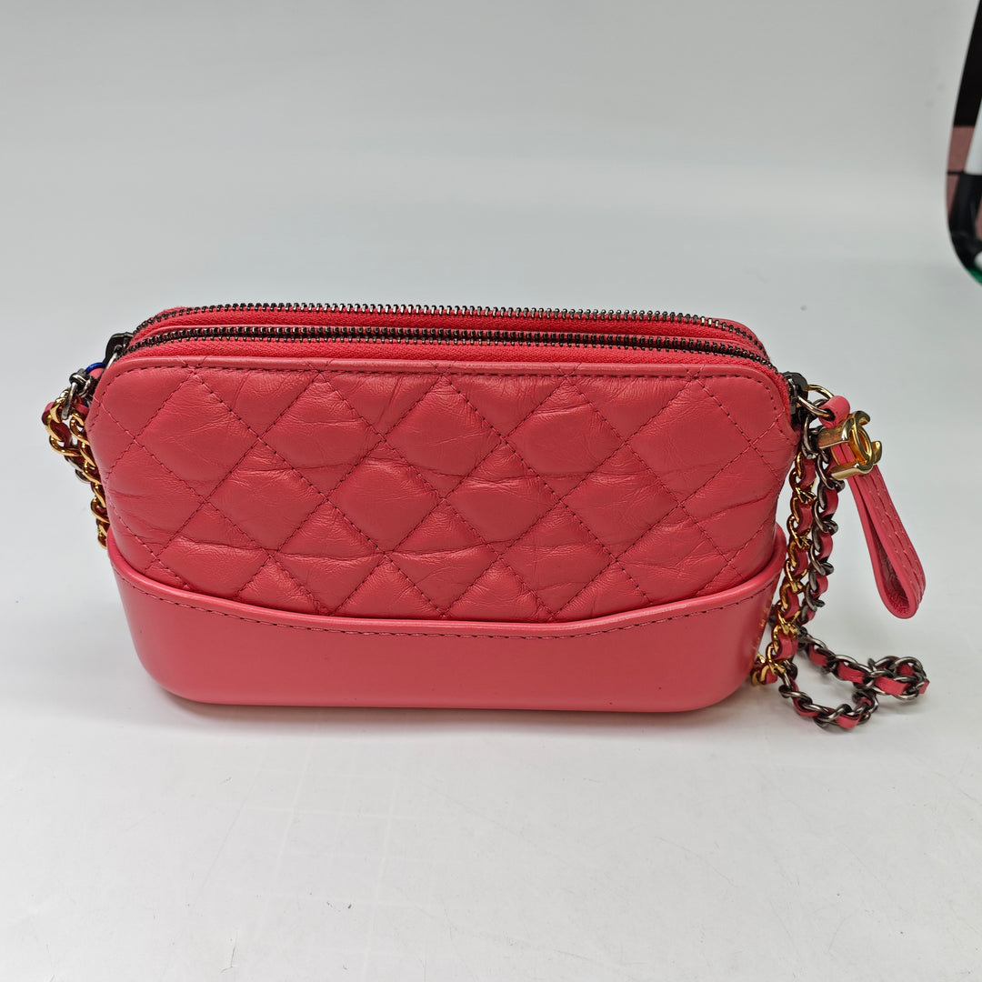 Chanel Matelassé vieilli Cuir de veau Gabrielle Double Zip Pochette avec chaîne