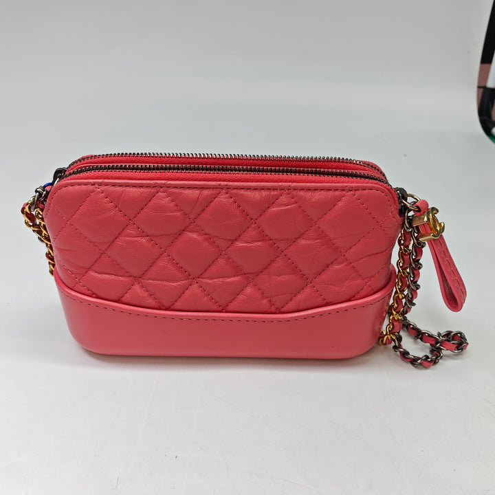 Chanel Matelassé vieilli Cuir de veau Gabrielle Double Zip Pochette avec chaîne