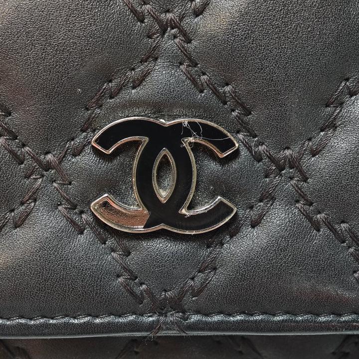 Chanel CC Matelassé Cuir de veau Double Stitch Hamptons Wallet on Chain