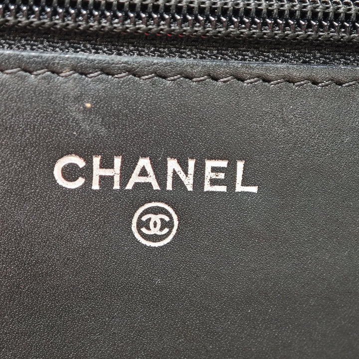 Chanel CC Matelassé Cuir de veau Double Stitch Hamptons Wallet on Chain