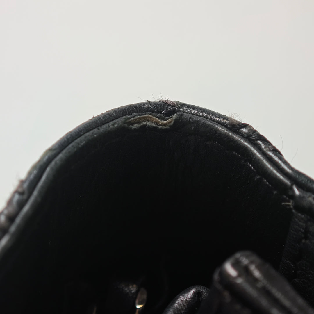 Chanel CC Matelassé Cuir de veau Double Stitch Hamptons Wallet on Chain
