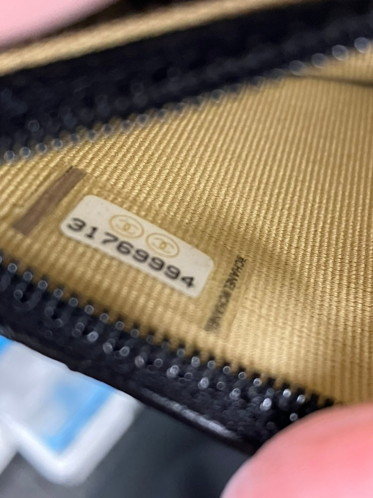 Chanel Mini CC Matelassé Cuir d’agneau Coco Clips Wallet on Chain
