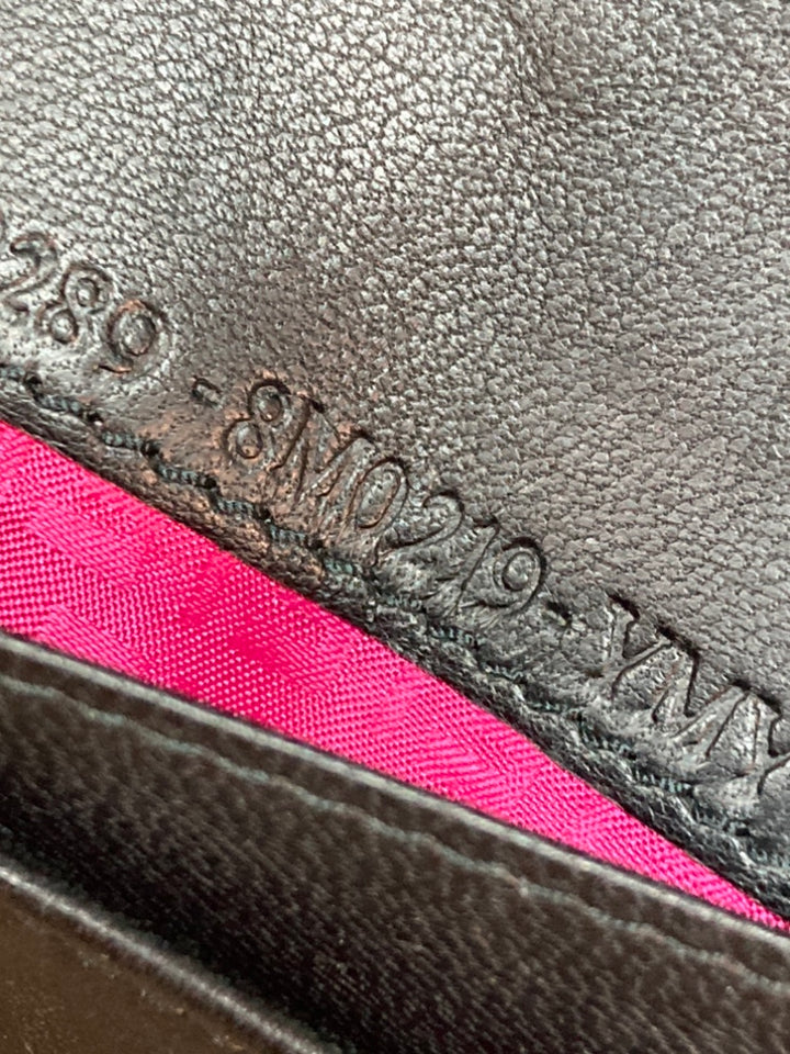Fendi embossé Nappa Logo Chain Pochette