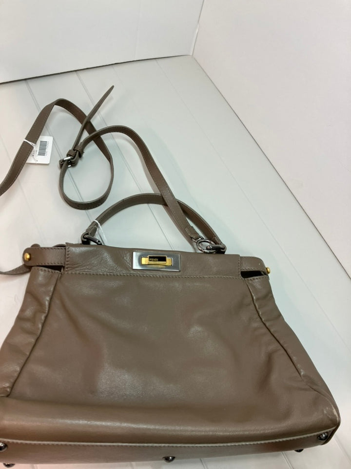 Fendi Medium Cuir de veau Peekaboo Iconic Sac