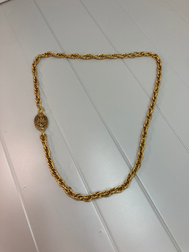 Chanel CC plaqué Oval Medallion Pendant Double Chain Collier