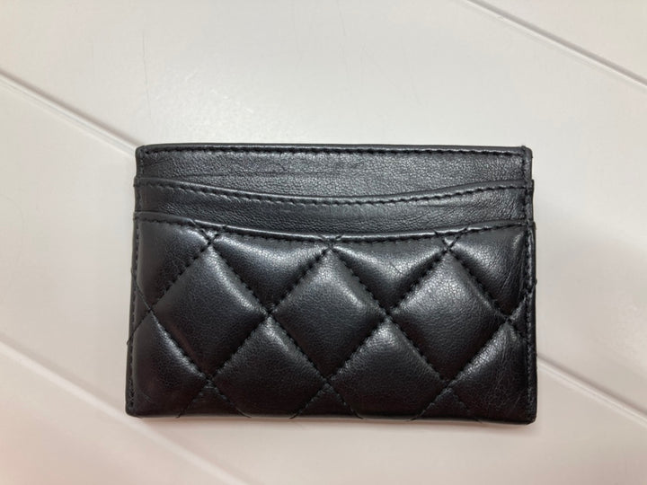 Chanel CC Matelassé Cuir d’agneau Card Holder