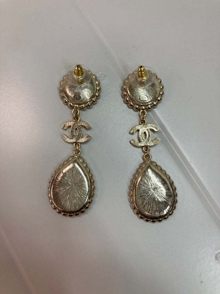 Chanel CC plaqué Strass et Perles fantaisie pendantes fermoir poussette Boucles d’oreilles