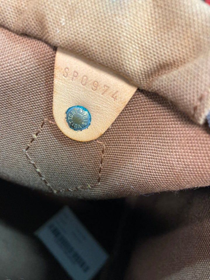Louis Vuitton Monogram Speedy 25