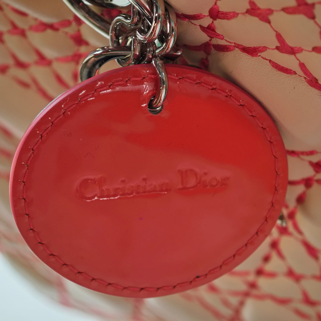 Dior Medium Cuir d’agneau Cannage Surpiqué Lady Dior