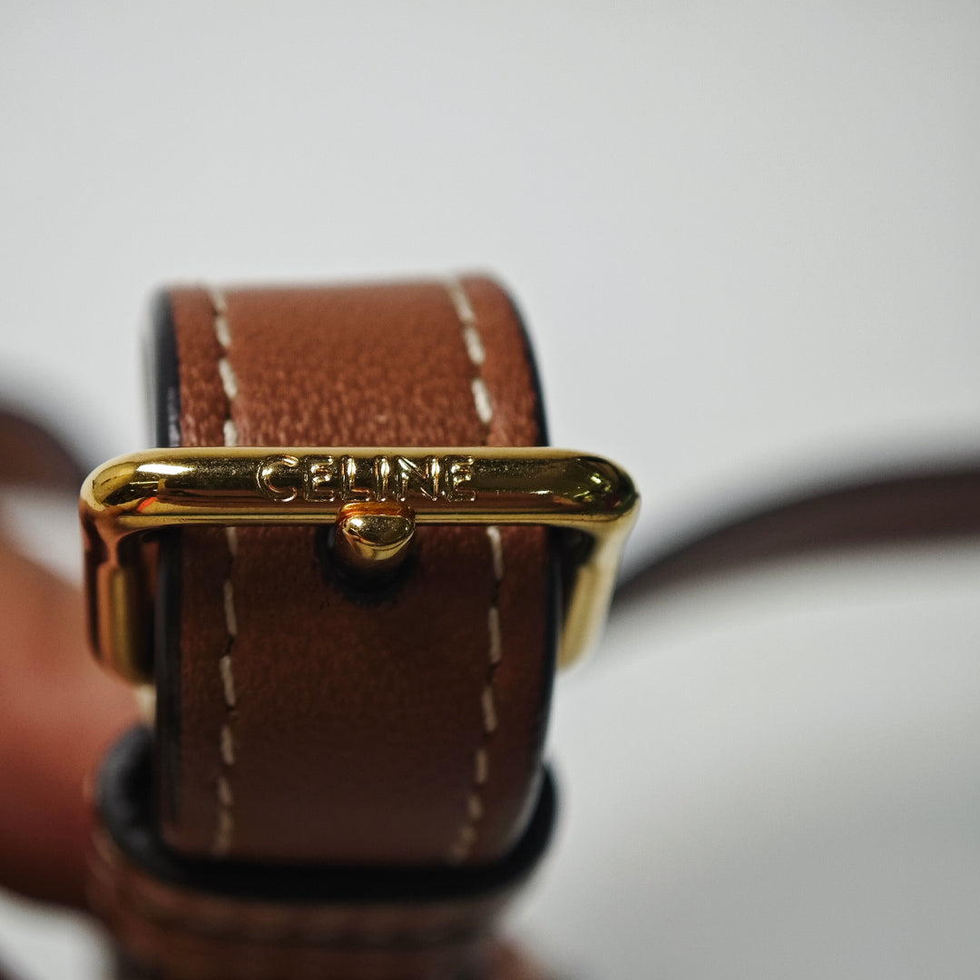 Celine Triomphe Coated Toile brodé Rond Purse on Strap