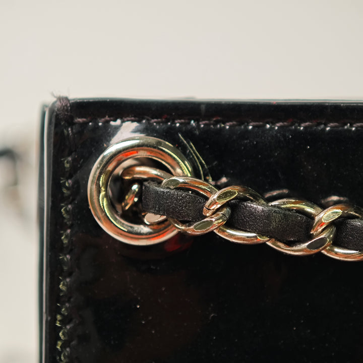 Chanel CC Cuir verni Phone Holder Sac porté croisé