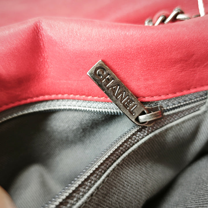 Chanel Iridescent Cuir de veau Diamond Stitch à rabat