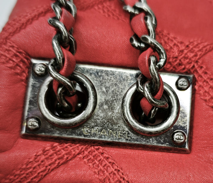 Chanel Iridescent Cuir de veau Diamond Stitch à rabat