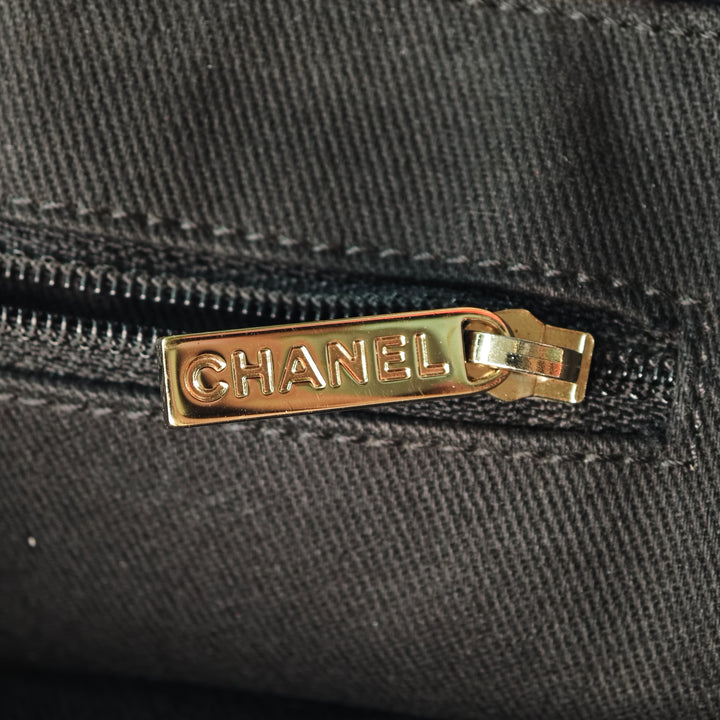 Chanel Matelassé Cuir verni CC Crown Double Zip Sac porté croisé