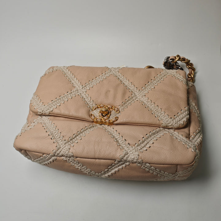 Chanel Large Crochet Cuir de veau 19 à rabat