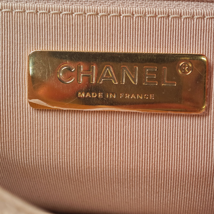 Chanel Large Crochet Cuir de veau 19 à rabat