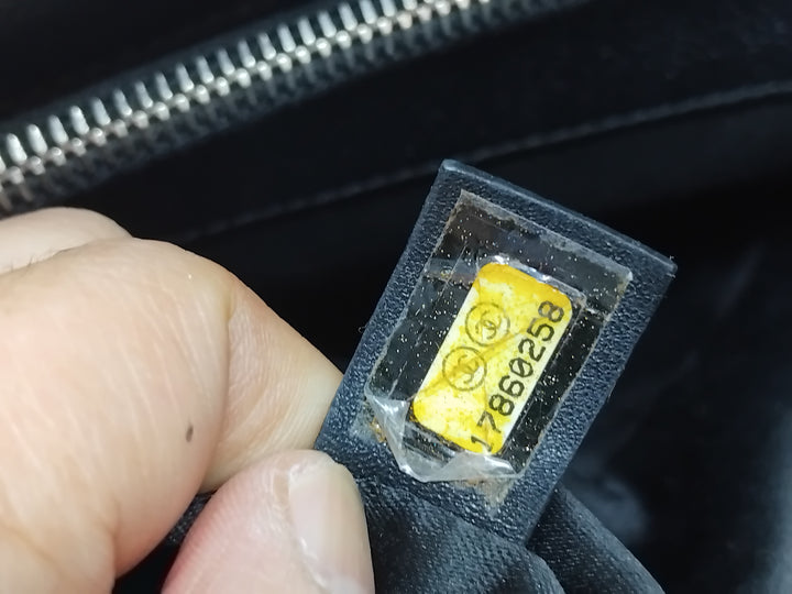 Chanel Caviar Grand Shopping Cabas