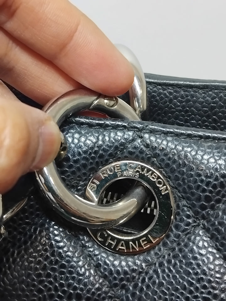 Chanel Caviar Grand Shopping Cabas