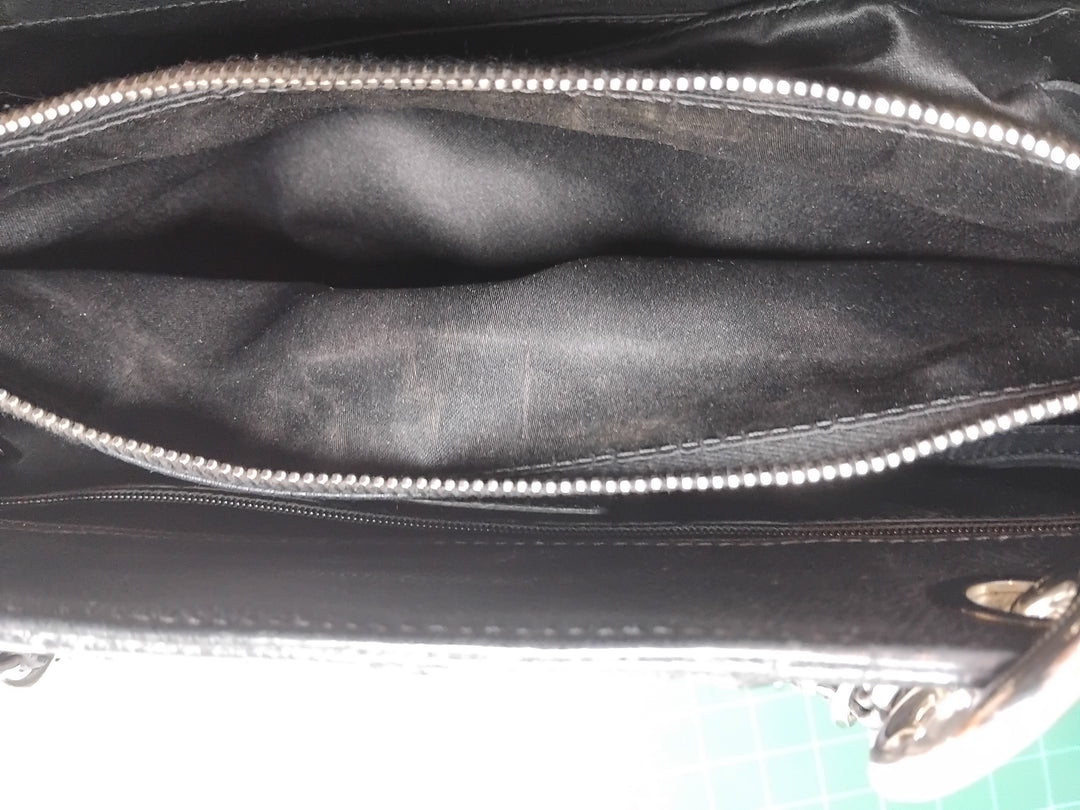 Chanel Caviar Grand Shopping Cabas