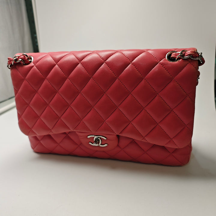 Chanel Jumbo Classic Cuir d’agneau Double rabat