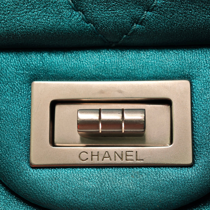 Chanel Matelassé Metallic Cuir d’agneau Reissue 2.55 Double rabat 227