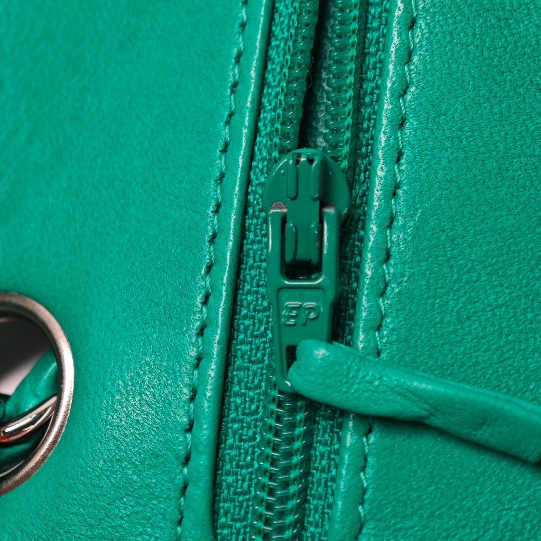 Chanel Medium Classic Cuir d’agneau Double rabat