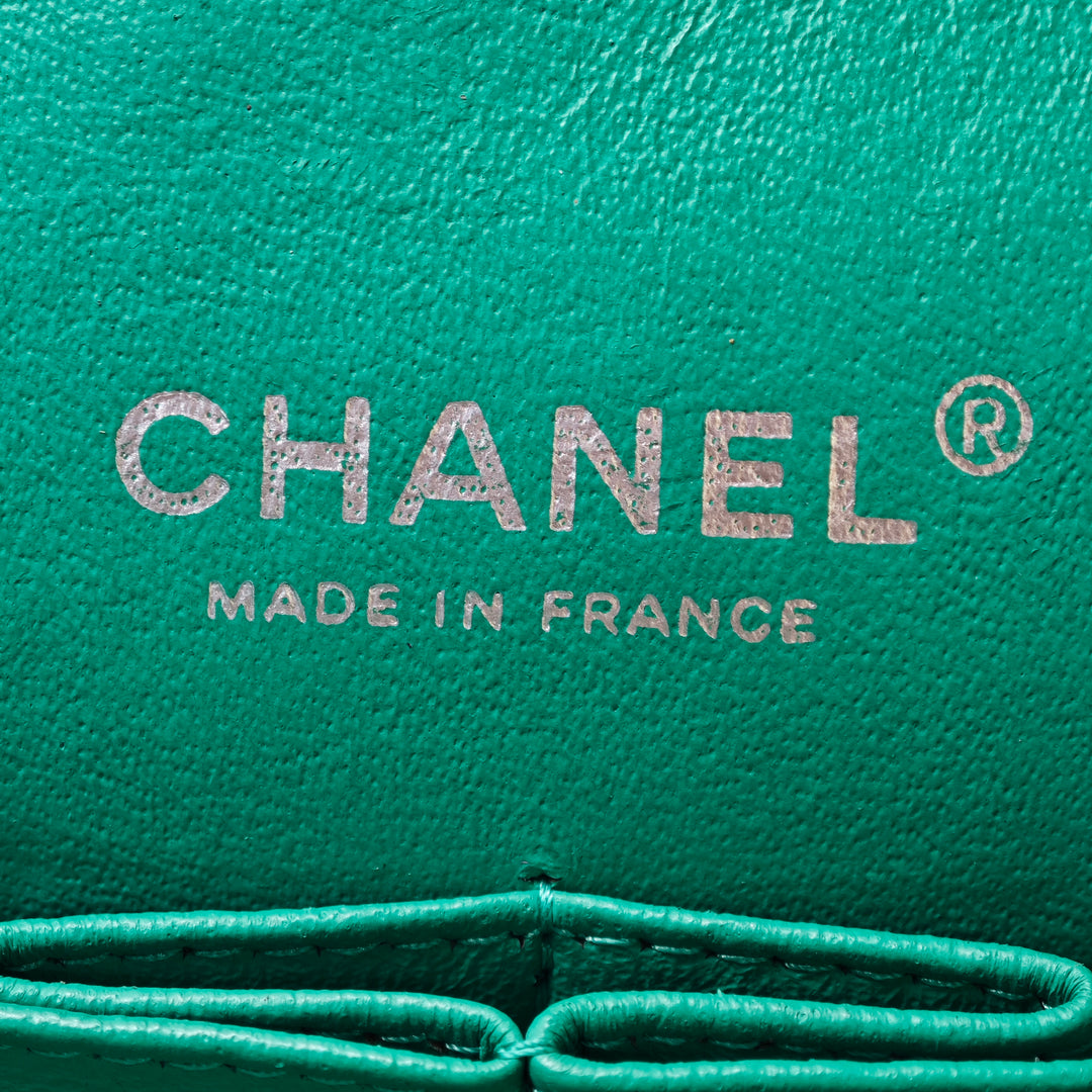 Chanel Medium Classic Cuir d’agneau Double rabat
