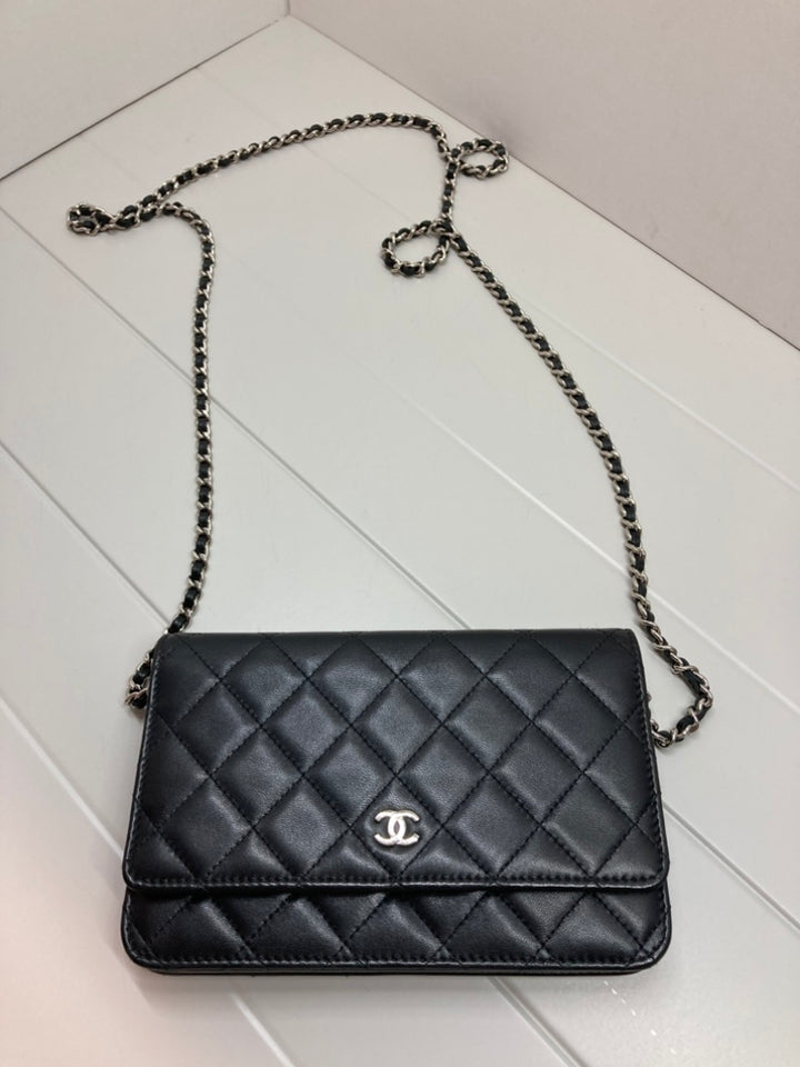 Chanel CC Matelassé Cuir d’agneau Wallet on Chain