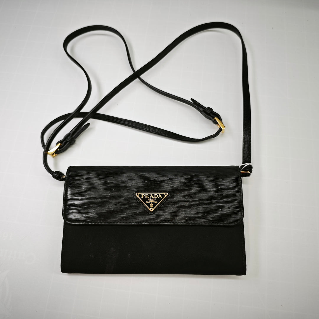 Prada Vitello Move et Tessuto Portefeuille On Strap