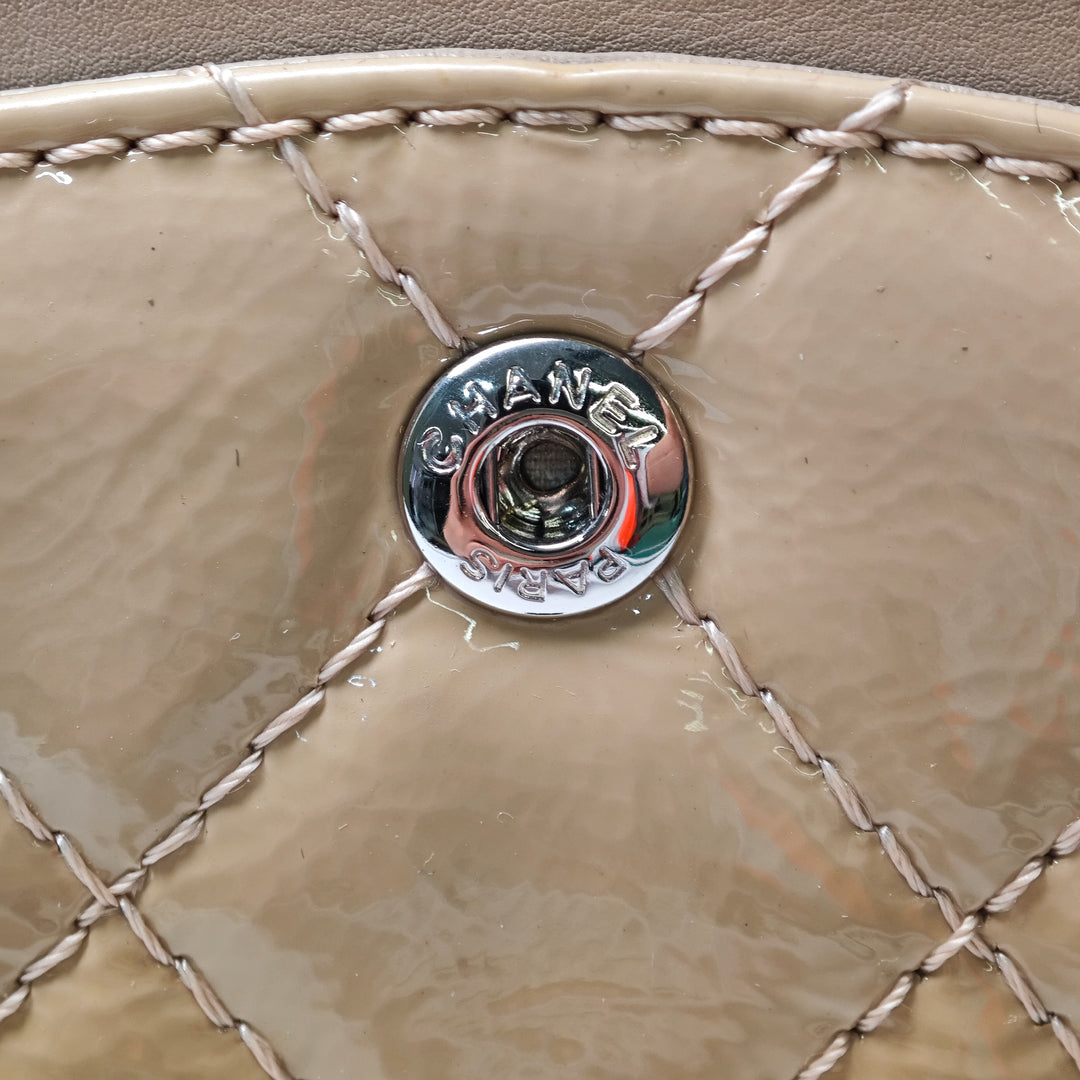 Chanel Matelassé froissé Cuir verni Reissue 2.55 Double rabat 226