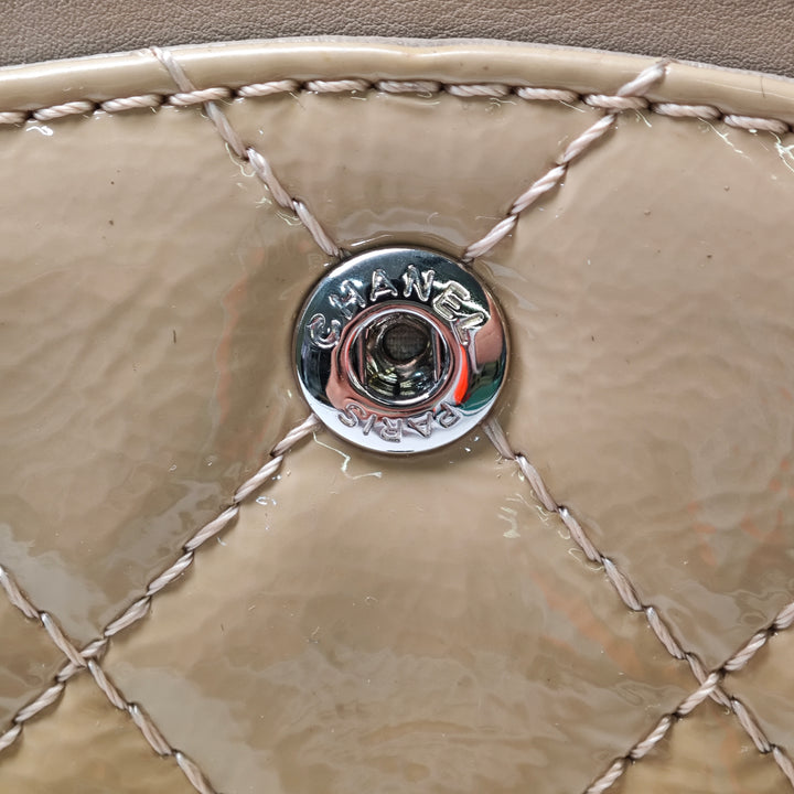 Chanel Matelassé froissé Cuir verni Reissue 2.55 Double rabat 226