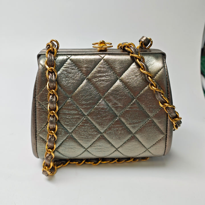 Chanel Mini CC Matelassé Metallic Cuir d’agneau Frame Sac porté croisé