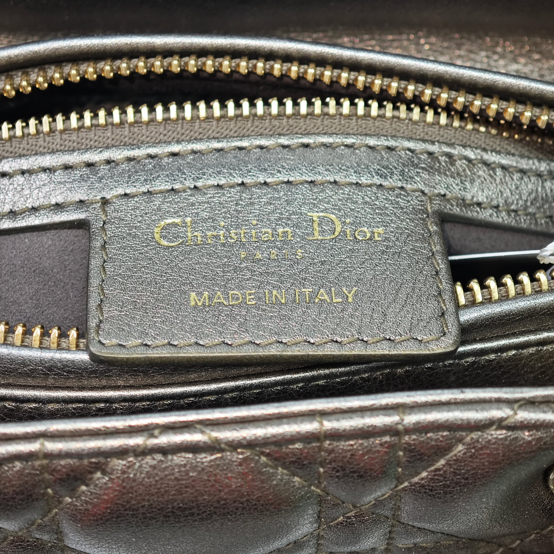Dior Medium Metallic Cuir d’agneau Cannage Lady Dior