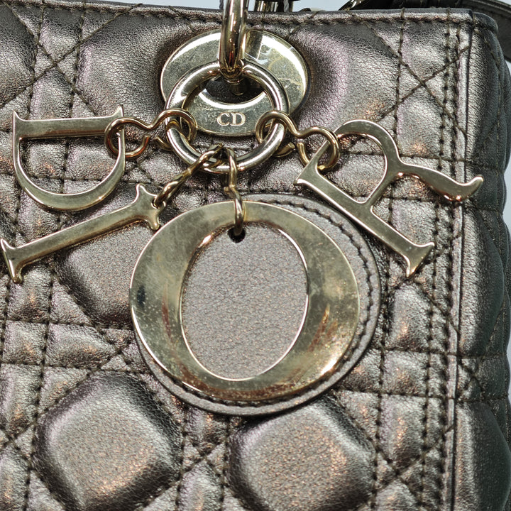 Dior Medium Metallic Cuir d’agneau Cannage Lady Dior