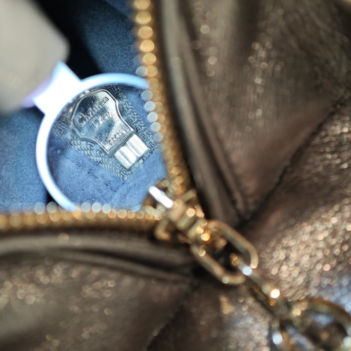 Dior Medium Metallic Cuir d’agneau Cannage Lady Dior
