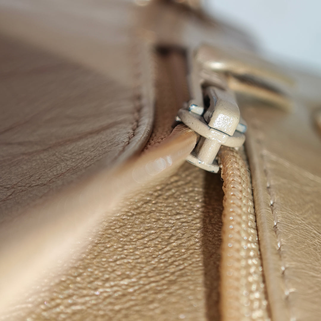 Chanel Matelassé Metallic vieilli Cuir de veau Reissue 2.55 Double rabat 226