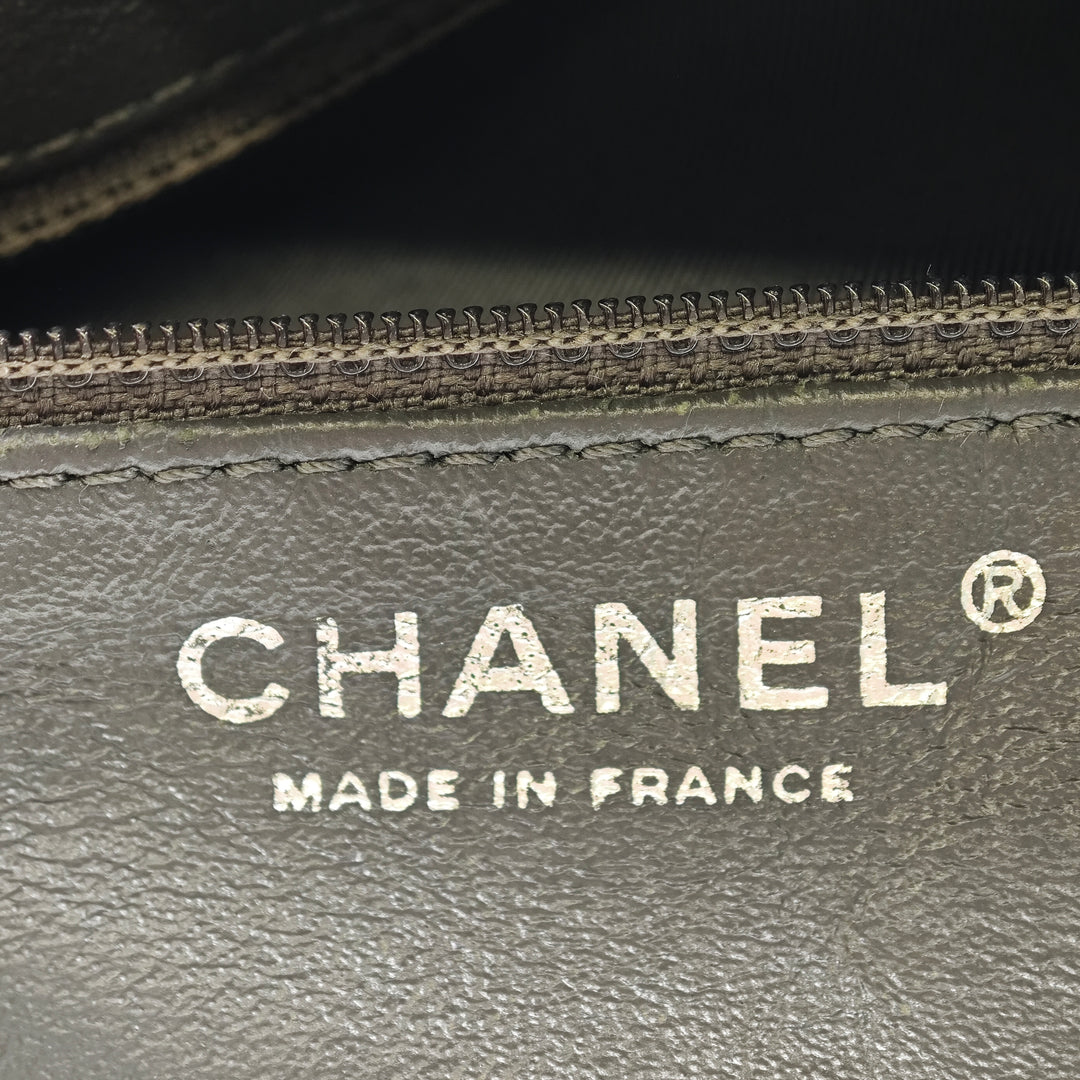 Chanel Large Matelassé vieilli Cuir de veau Reissue Sac caméra
