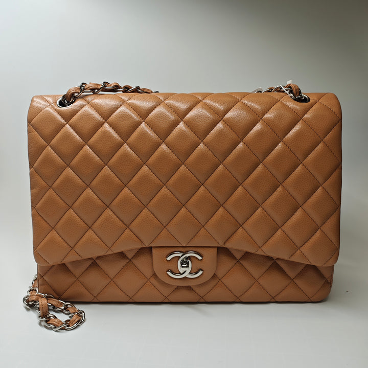 Chanel Maxi Classic Caviar Simple rabat