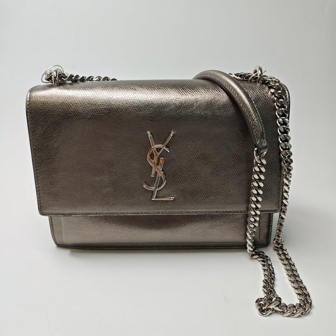 Saint Laurent Medium Metallic Cuir de veau Monogram Sunset Sac porté croisé
